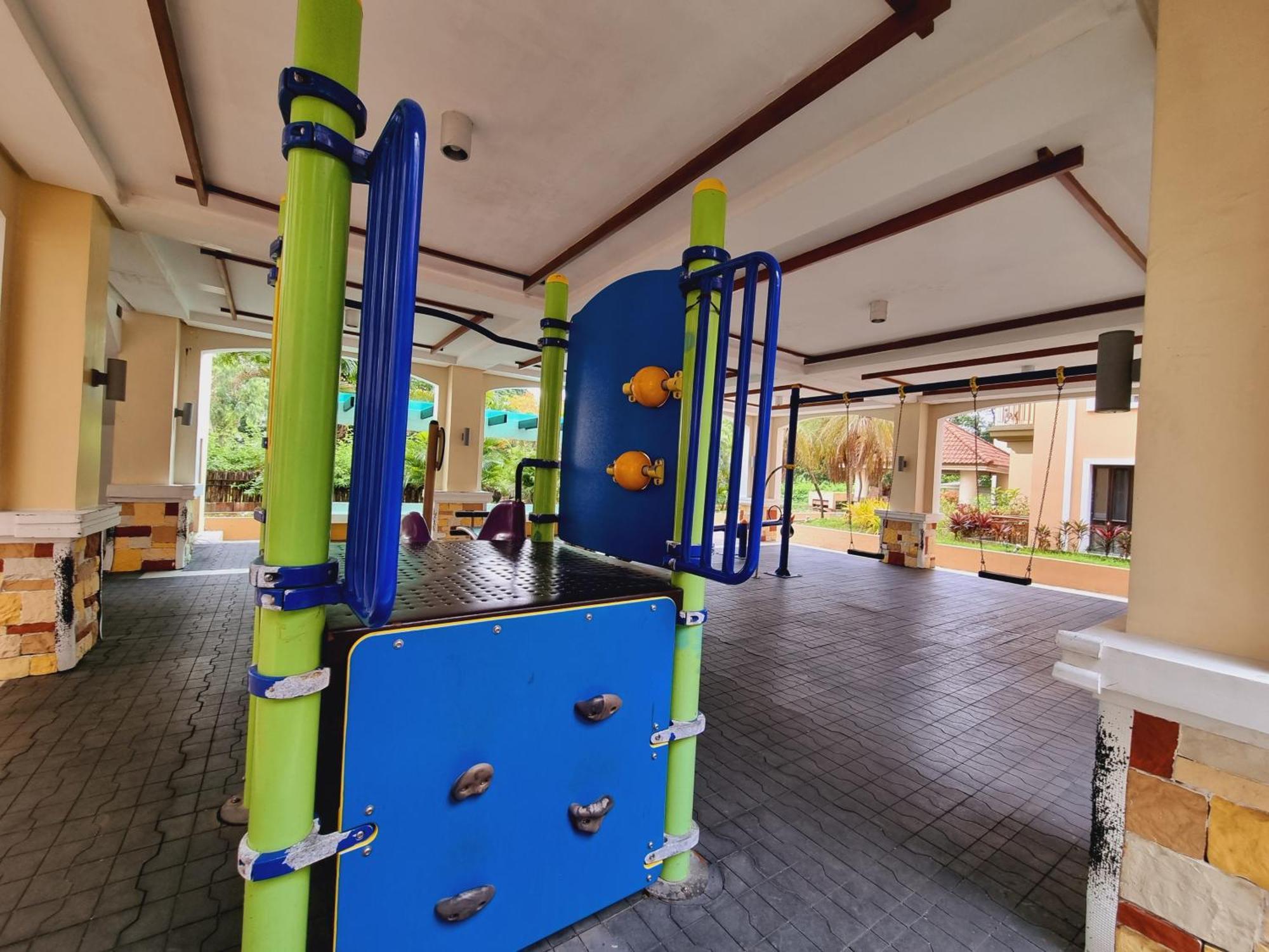 Legarse Staycation At Montecito Residential Resort Manila Esterno foto