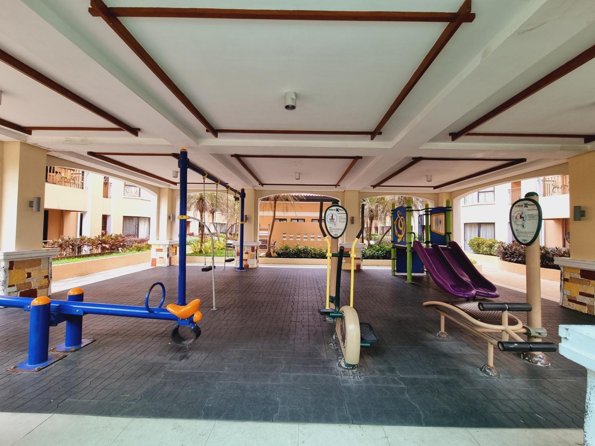 Legarse Staycation At Montecito Residential Resort Manila Esterno foto