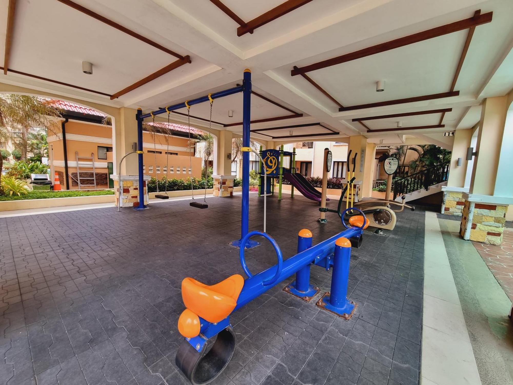 Legarse Staycation At Montecito Residential Resort Manila Esterno foto