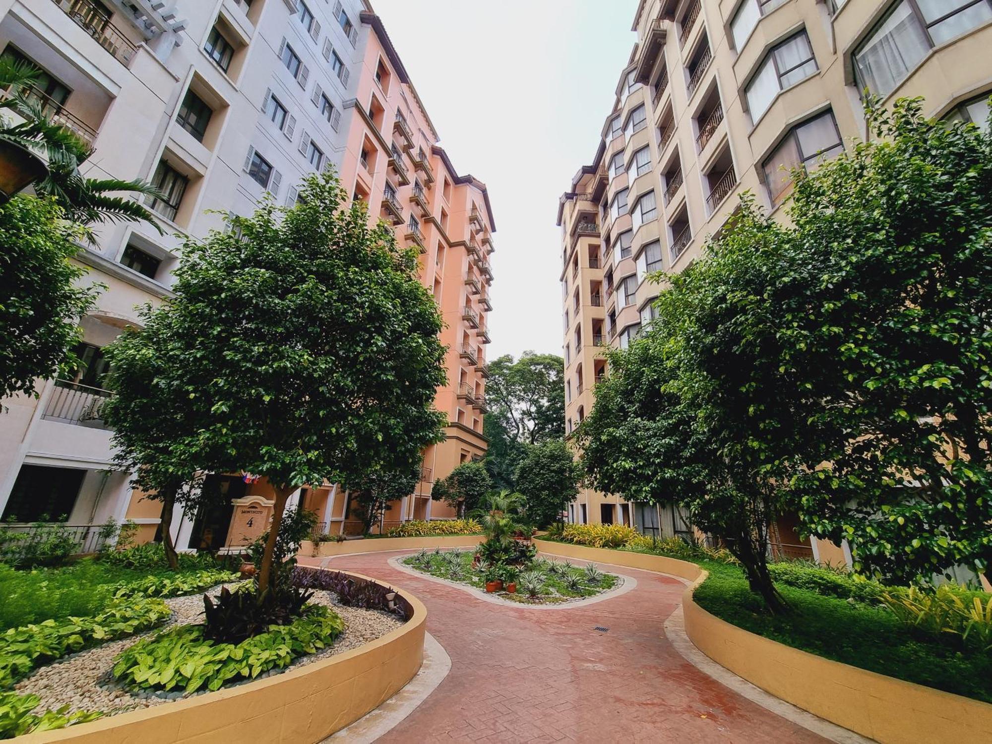 Legarse Staycation At Montecito Residential Resort Manila Esterno foto